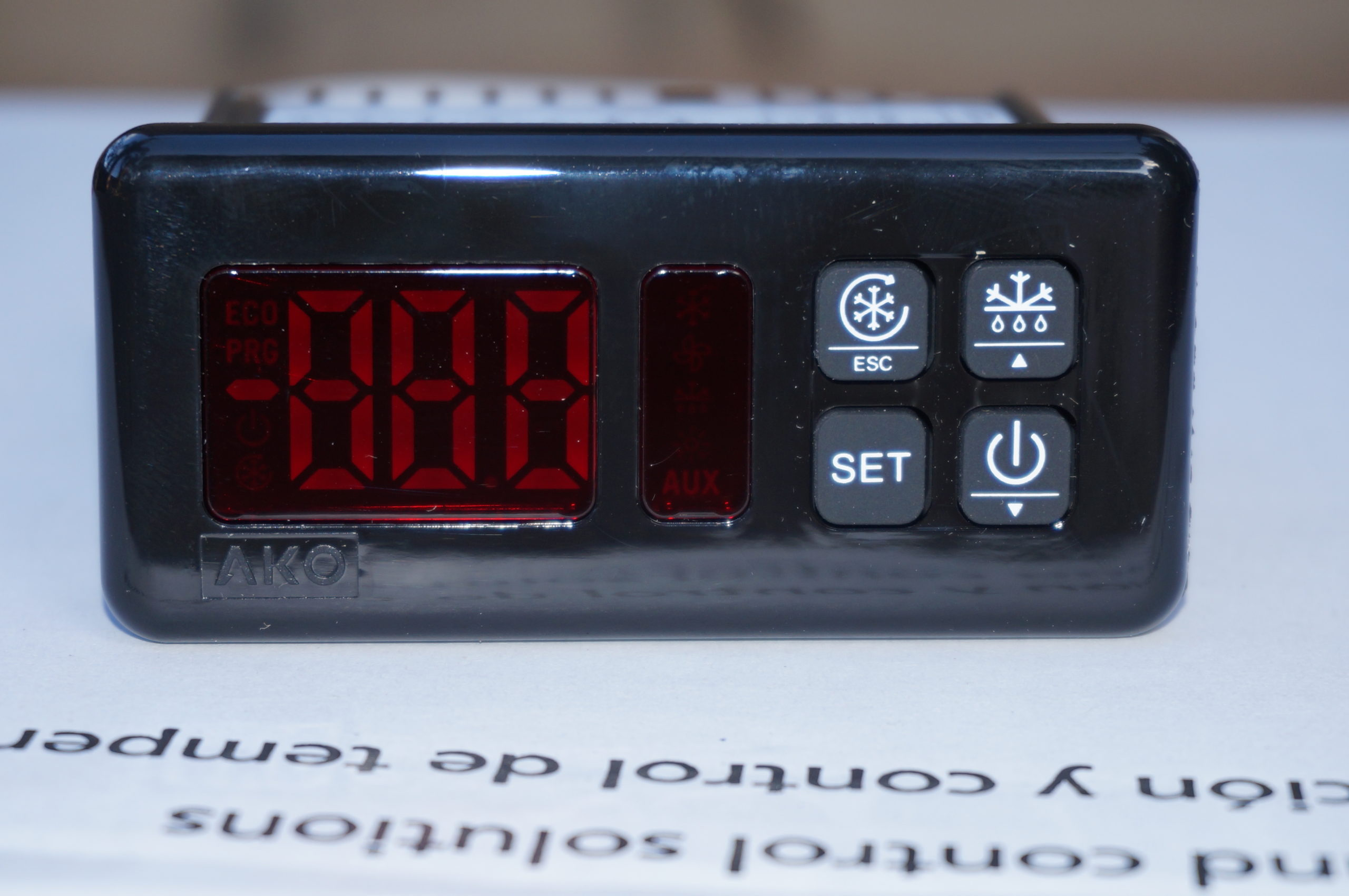 AKO-D14312 Universal Digital Temperature Controller for Freezers 12/24v -  Schindler Technologies